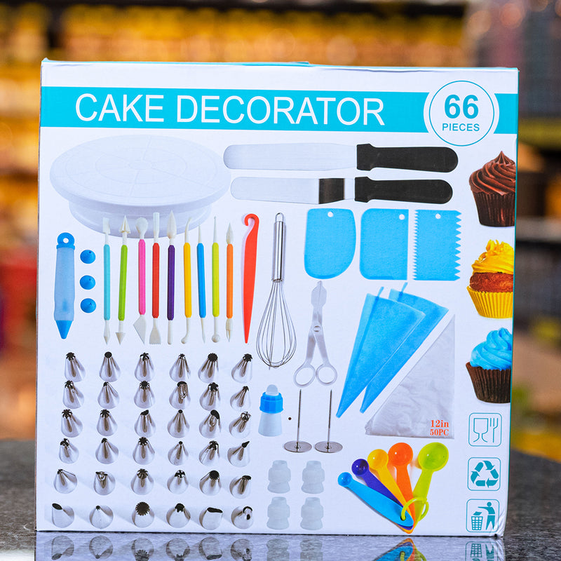 66 Piece Cake Decorator